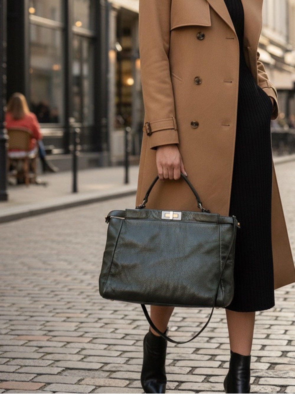 Fendi Large Peekaboo Iconic Satchel bag - Picture 2 of 11